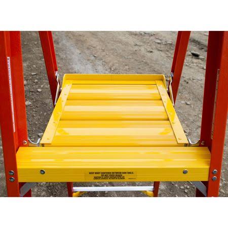 Werner PD6206-4C Podium Stepladder,6 Ft,fiberglass,300 lb - Image 9